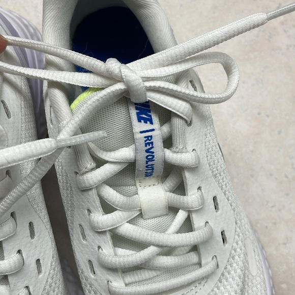 Nike Revolution Sneakers - Picture 2 of 8
